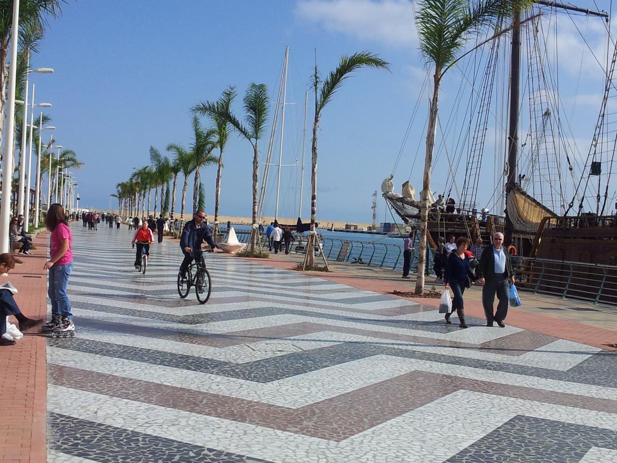 Beach & Port Gandia Bagian luar foto